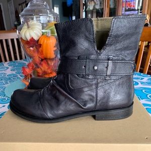 NIB Nine West Womens Bootie